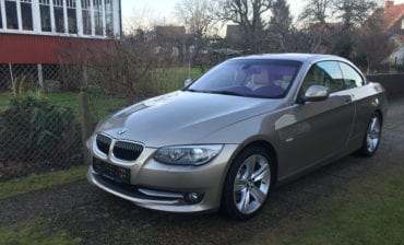 BMW 330i cab snygg och praktisk