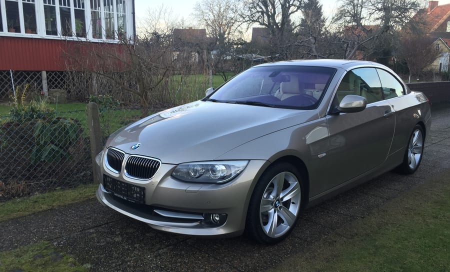 BMW-330i-cab20150209