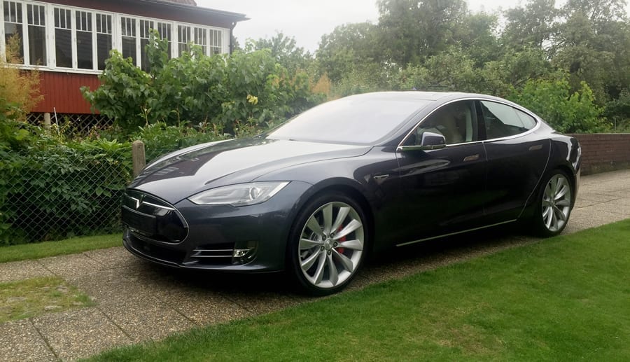Tesla Model S P85D Begagnad Tesla Model SP85D köpt i Tyskland