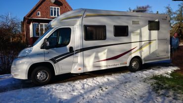 Sunlight T 67 med 5 sovplatser Fiatchassi 131 hk