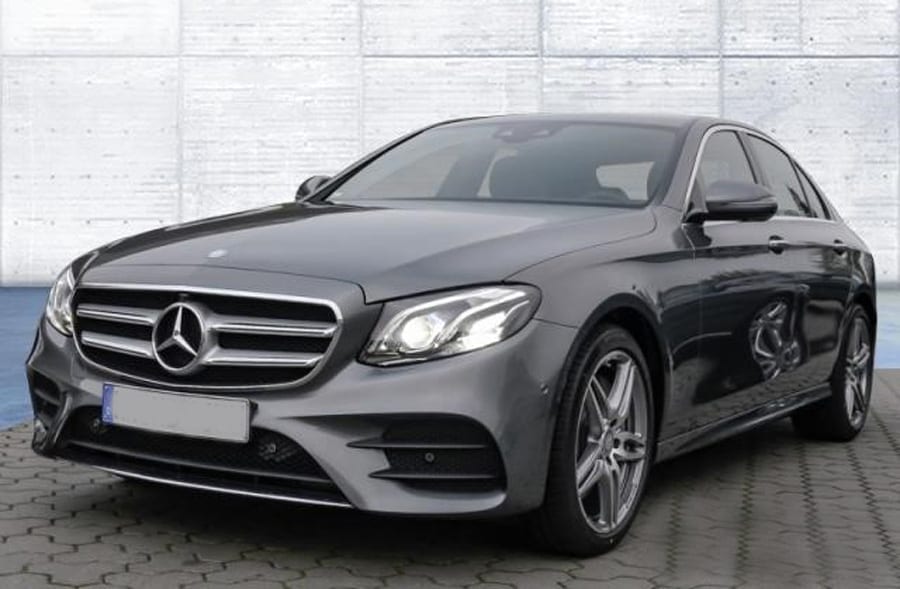 Tyskland import av en Mercedes E 400