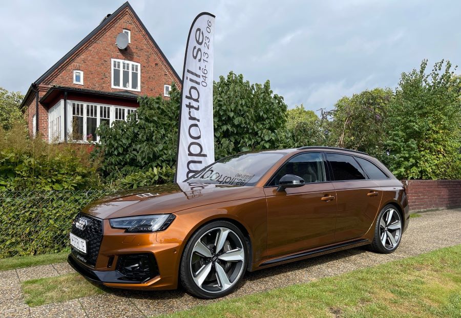 Tyskland import av en AUDI RS 4 450 hk Importerad från Tyskland AUDI RS 4 450 hk