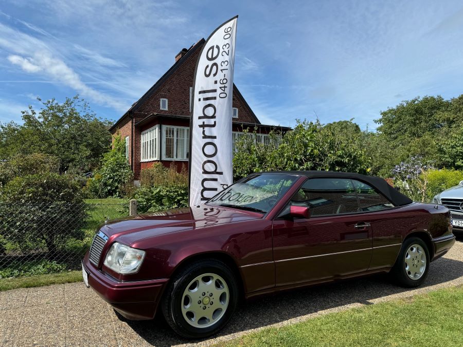 Importerad från Tyskland, Mercedes E220 cab Tysklands import av Mercedes E220 cab